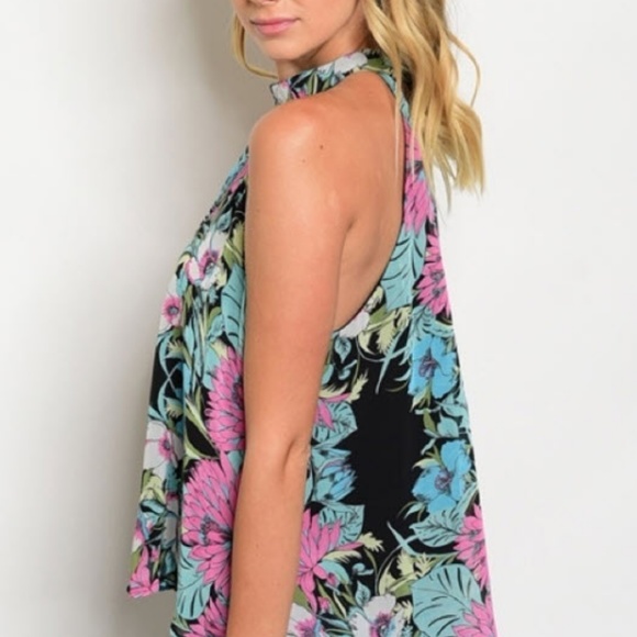 HP🎉 Fun & Flirty Black Floral halter - Picture 3 of 6